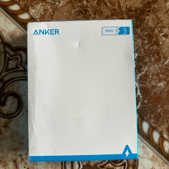 Anker Charger, 60W 6 Port Charging Station, PowerPort 6 Multi USB Charger - Picture 7 of 8